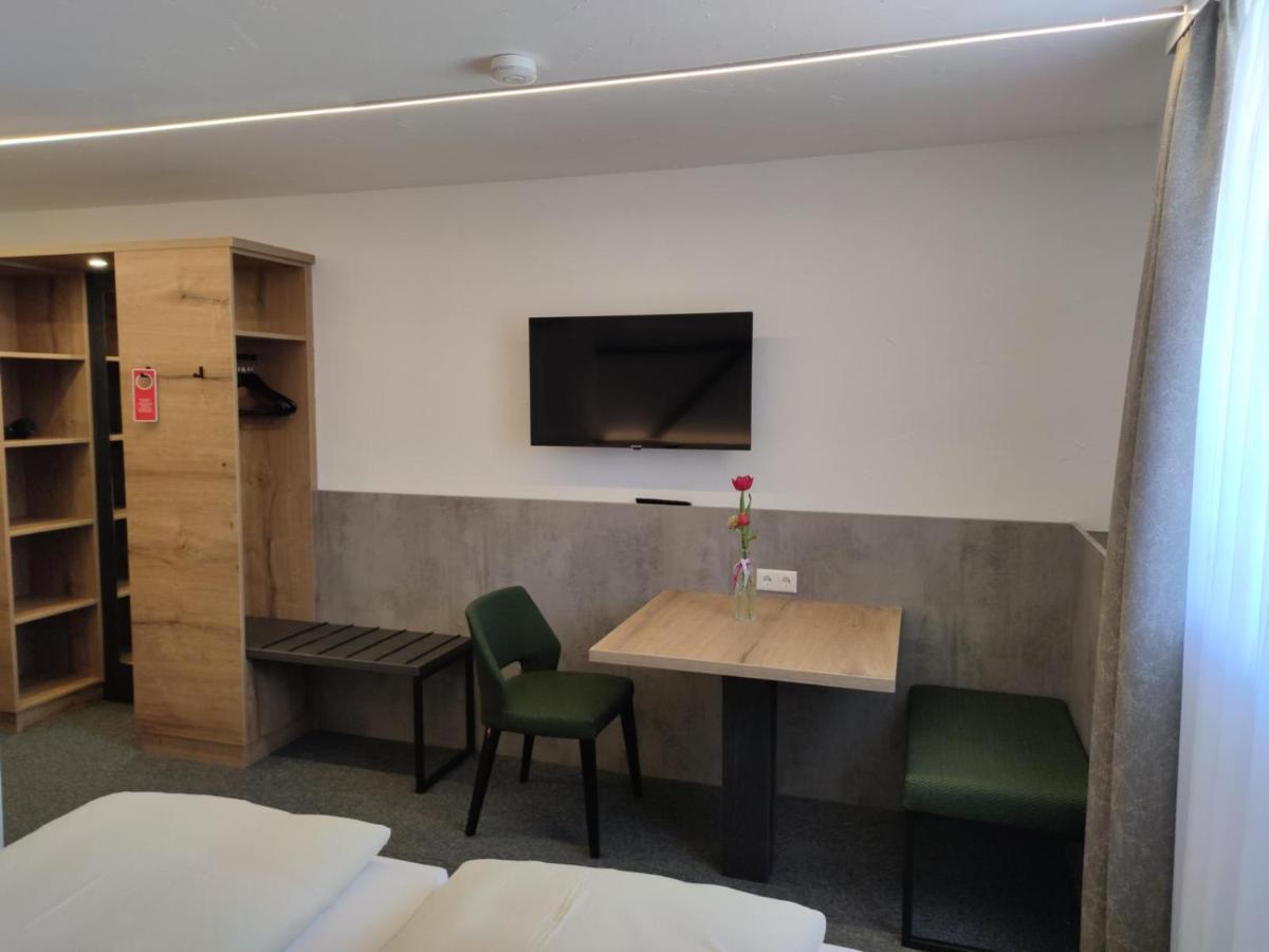 Hotel Zur Post E.K. 魏申费尔德 外观 照片